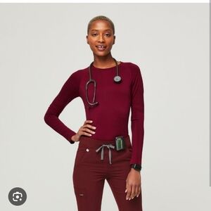 Figs burgundy underscrub